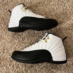 Retro Jordan 12 Taxi 2013)