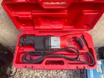 Milwaukee Corded Reciprocating Saw with Case