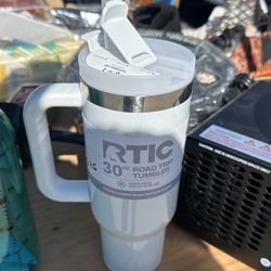 RTIC 30 oz Road Trip Tumbler Double-Walled Insulated Stainless