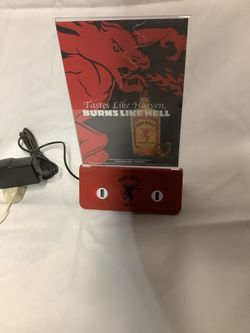 “Brand New” Fireball (4) USB Port Phone Charger “Lights Up” * Read Description 