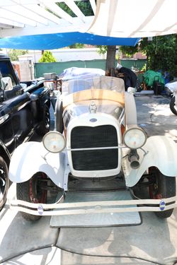 1929 FORD MODEL (T)