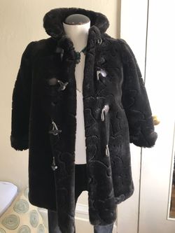 VINTAGE MADE IN CANADA FUR COAT