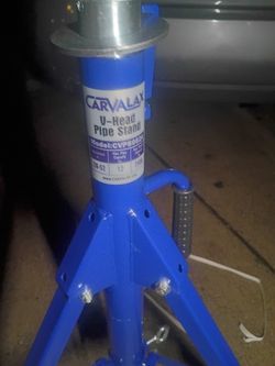 V Pipe Stand Brand New