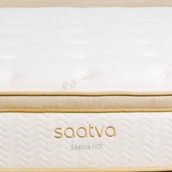 Saatva HD Mattress., King, Like New, Perfect Condition