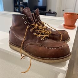 Red Wings size 11 Slightly Used 