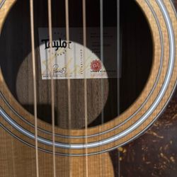 Taylor Acoustic Electric 214ce 