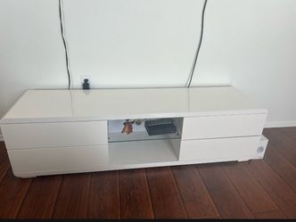 Tv stand