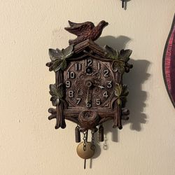 Vintage Wood  Clock