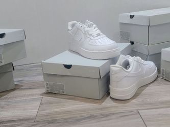 Air force 1s size 8