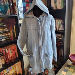 Woman’s Vintage 1990s Bill Blass Denim Coat Jacket Size XL