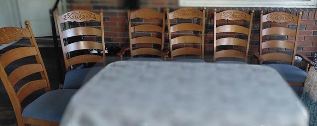 Cochrane Solid Oak Dining Room Table Set with Extension Leaf & 6 Chairs (MADE IN USA)