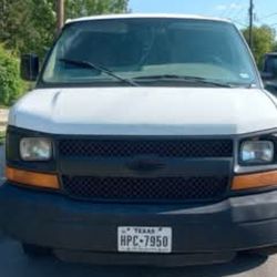 2005 Chevy Express Cargo Van 2500