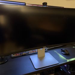 Dell Ultra Sharp 34” Ultra Wide Monitor