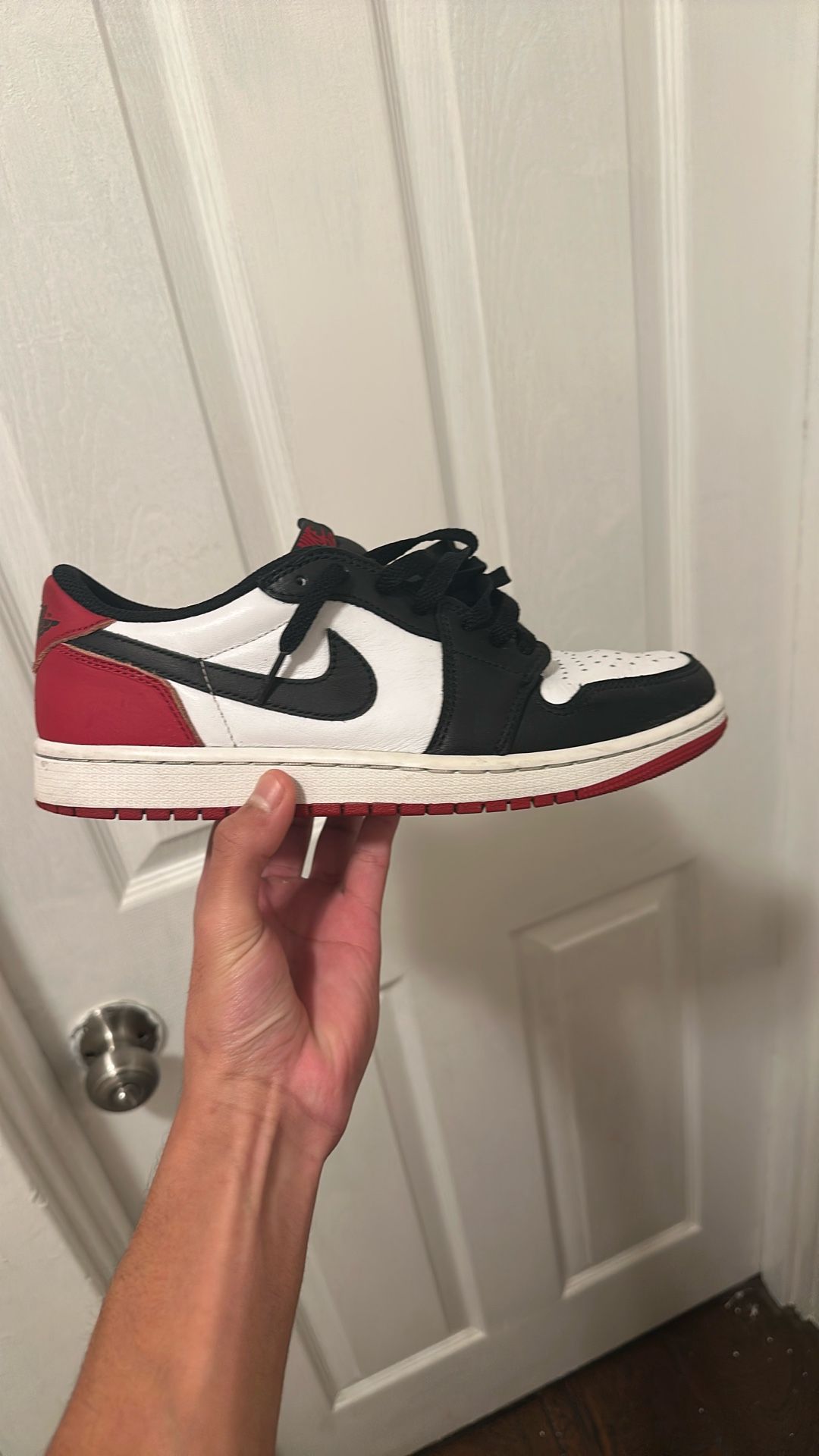 Jordan 1 Low Black Toe