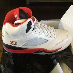 New Men’s Air Jordan 5 Retro size 12.5