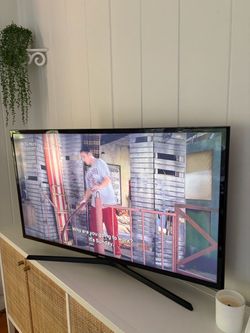 40” Samsung TV