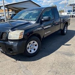 Nissan Titan Truck