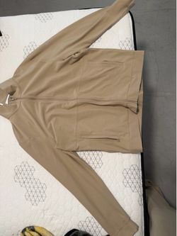 Alo zip up collar jacket, size medium. worn 3 x excellent condition