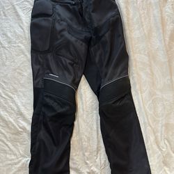 Motorcycle riding pants – First Gear brand