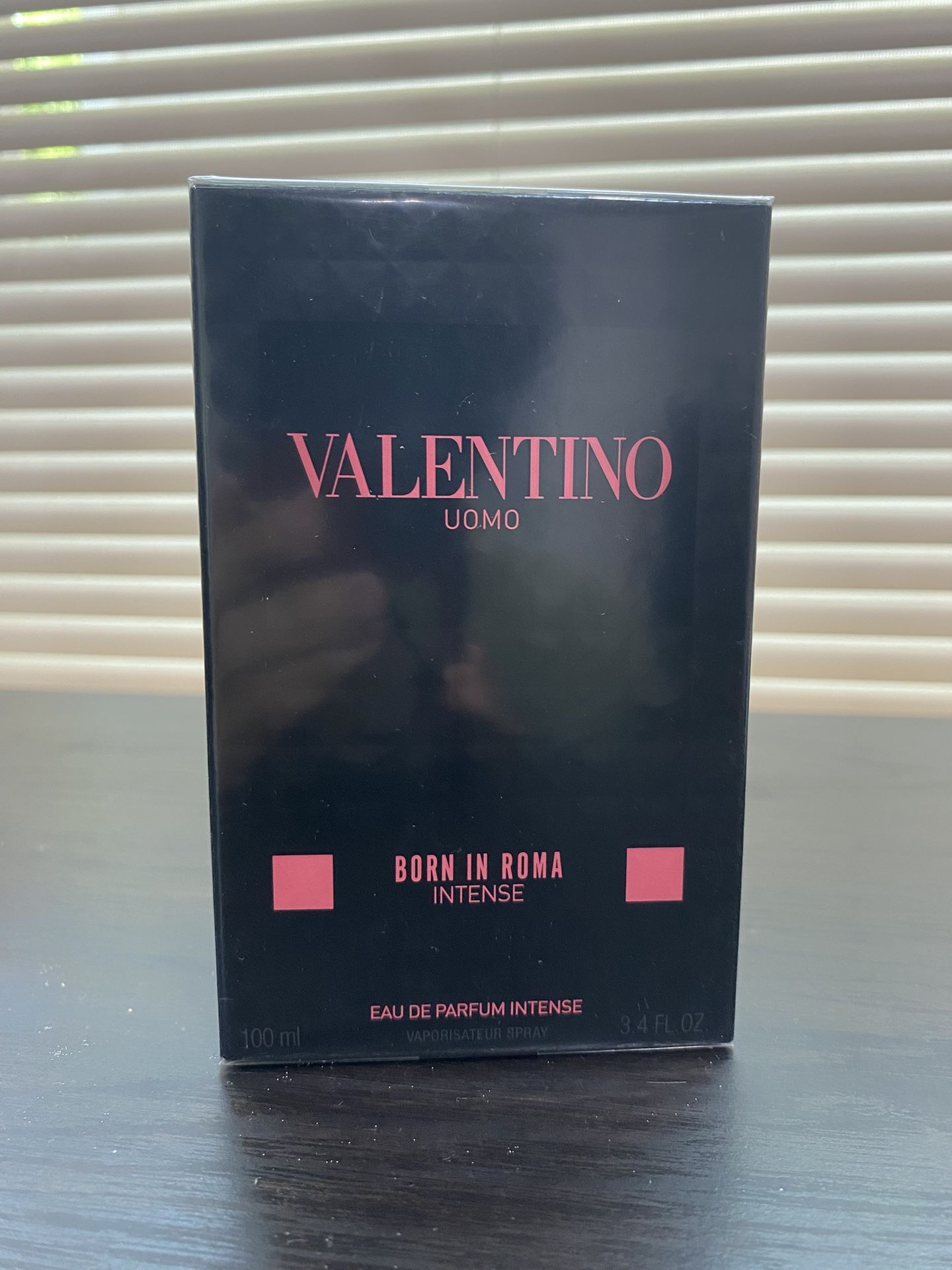 Valentino Born In Roma INTENSE Fragrance