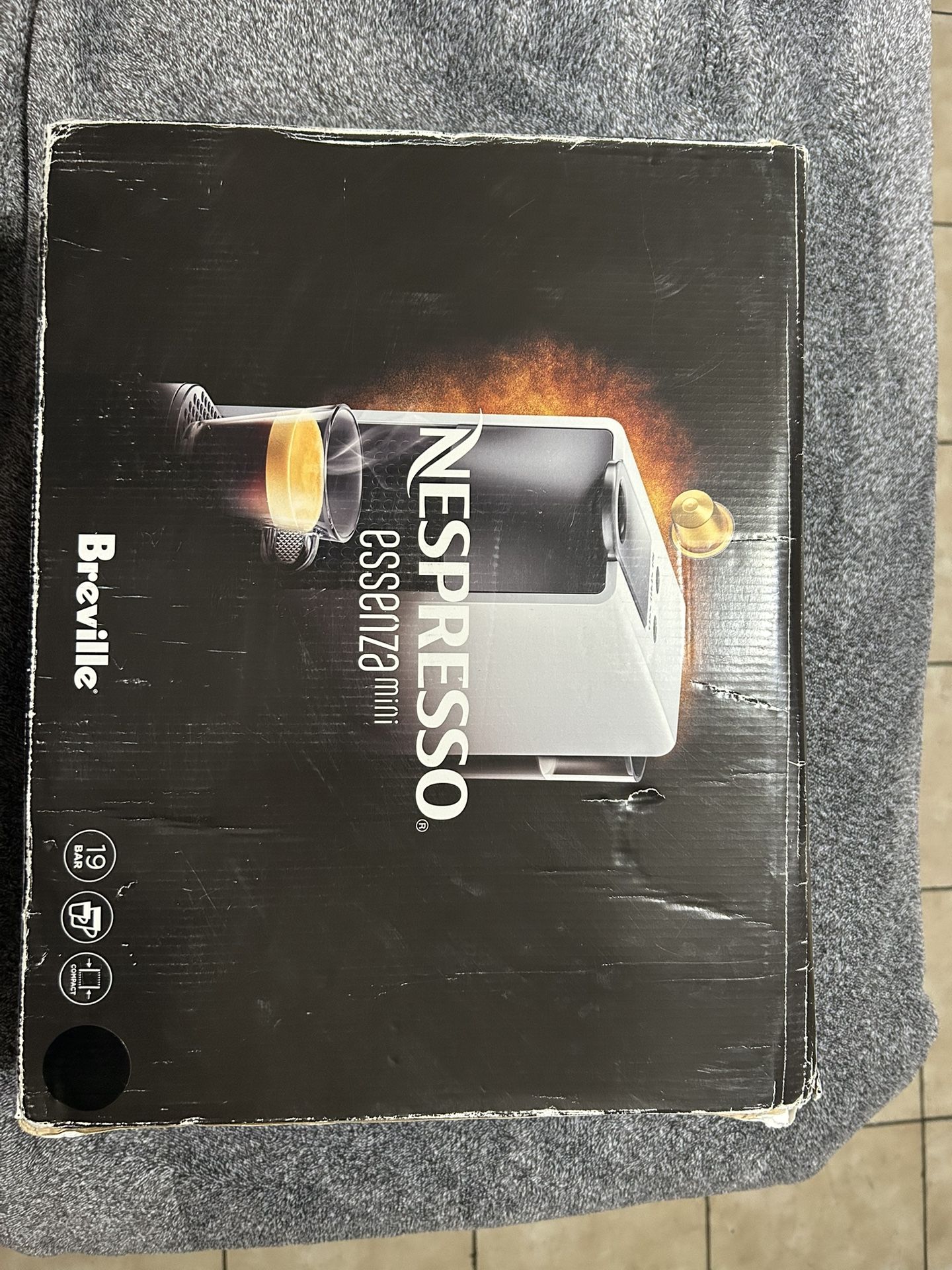 Nespresso essenza mini Black