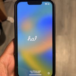 iPhone 13 