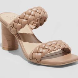 Nude Heels Sandals Size 7