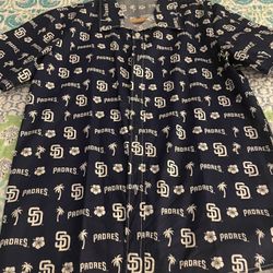 Padres Shirt Size M