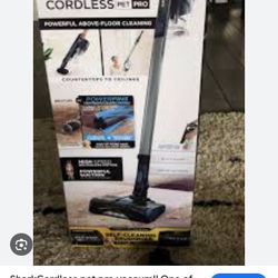 Shark Cordless Vacuum 