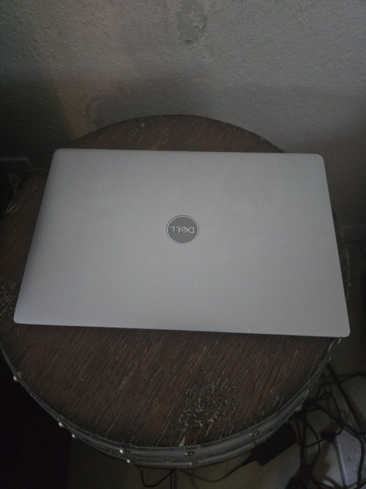 11th Core i5 Gen DELL 16gb Ram/256 M.2/bt/wifi6/hdmi/5glte Slot