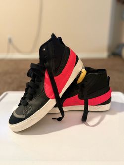 Nike jumbo blazer crimson. 10.5
