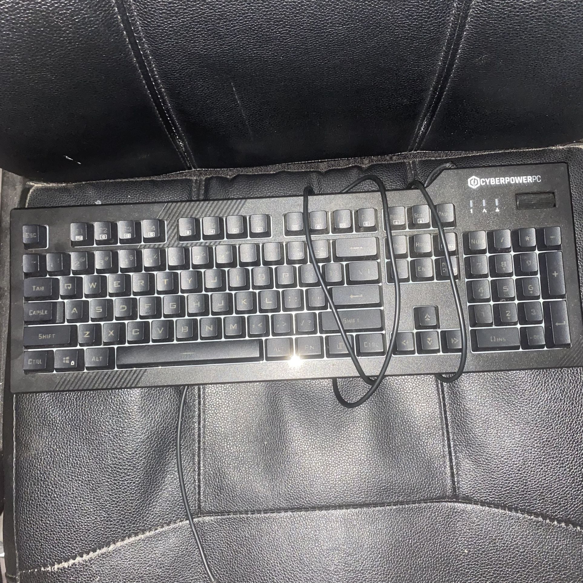 Cyber Power Keyboard