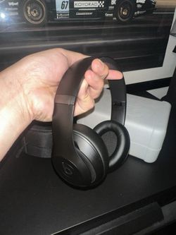 Beat Studio Pro Headphones