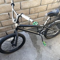 BMX Bike 20’ Kent Bike
