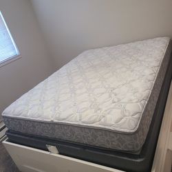 Free Queen Matress and Matress Base