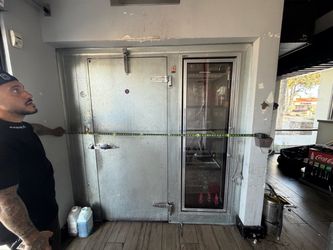 Walk in fridge