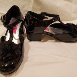 Girls Black Mary Jane's Size 2