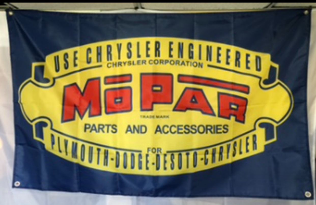 Mopar Wall Flag (3’x5’)