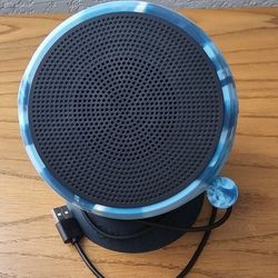 Speaqua Barnacle Pro 100% Waterproof Bluetooth peaker, specifically in the "Tidal Blue"
