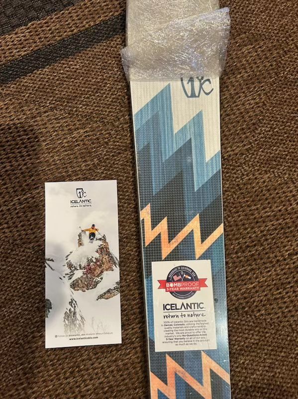 NEVER USED: Icelantic Skis Oracle 88