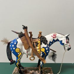Trail of Painted Ponies Woodland Hunter Retired 2E/1047 #12220, 2006