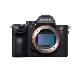 Sony A7Riii 42mp Camera. Body Only 