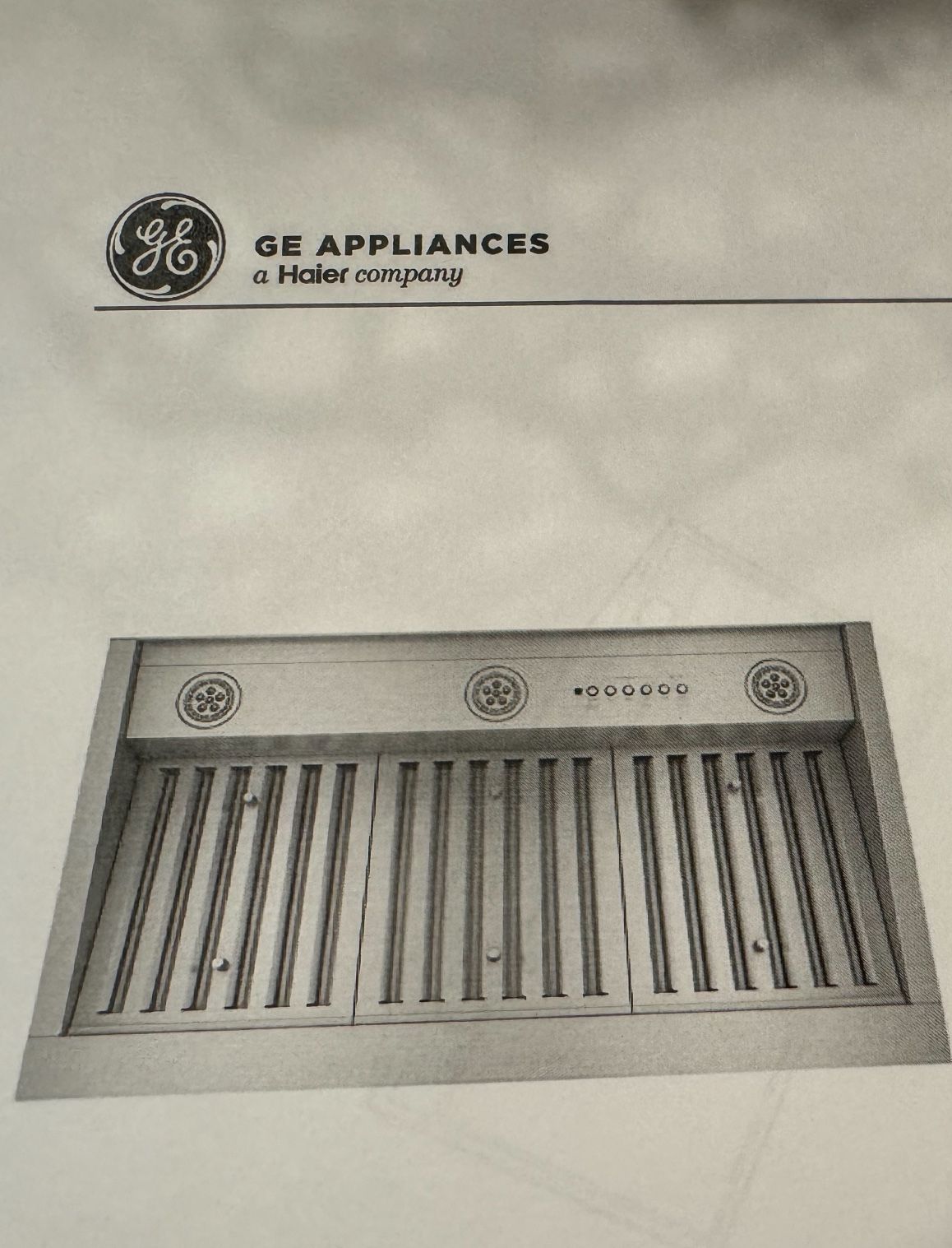 GE Universal Custom Hood Insert 36” Designer With dimmable LED Lighting
