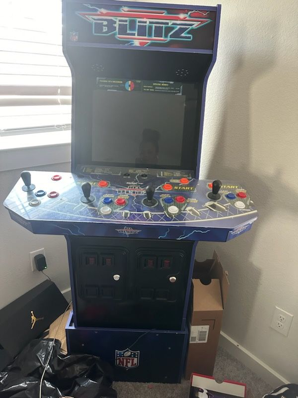 1 Up Arcade Games