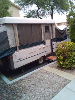 1998 Coleman Cheyenne Pop up Trailer for Sale in Las Vegas NV OfferUp