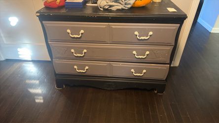 Free dresser
