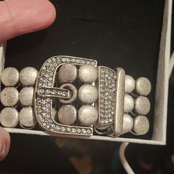 MICHAEL KORS BUCKLE BRACELET