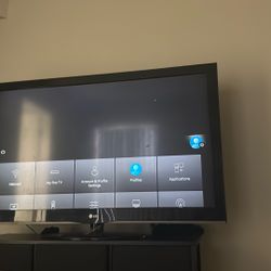LG Tv / COMPATIBLE WITH ROKU AND FIRESTICK 