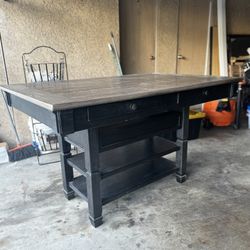 Dinning Table w/ Six High Chairs Included