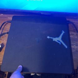 PlayStation 4 Slim